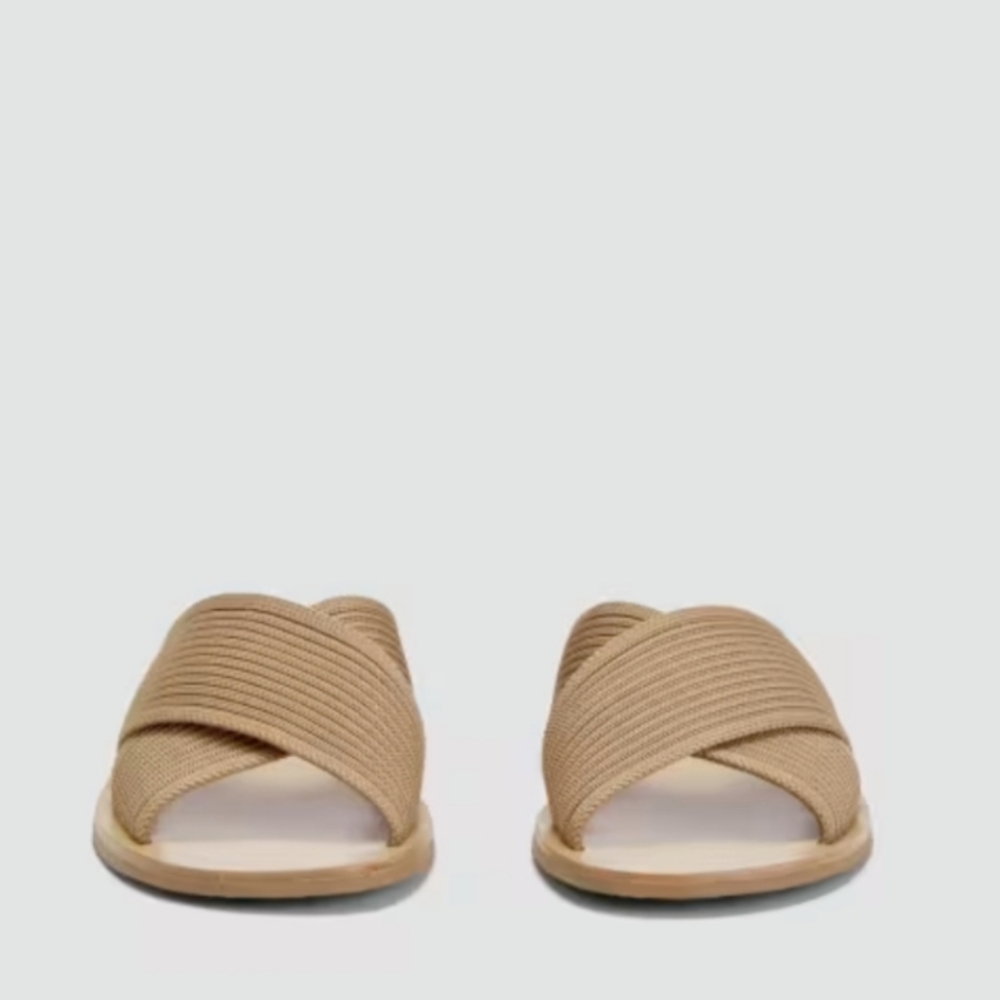 🆕 EVERLANE The Day Crossover Sandal - Picture 5 of 13